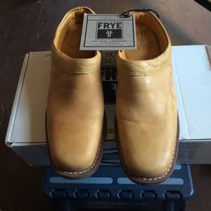 Fyre clogs